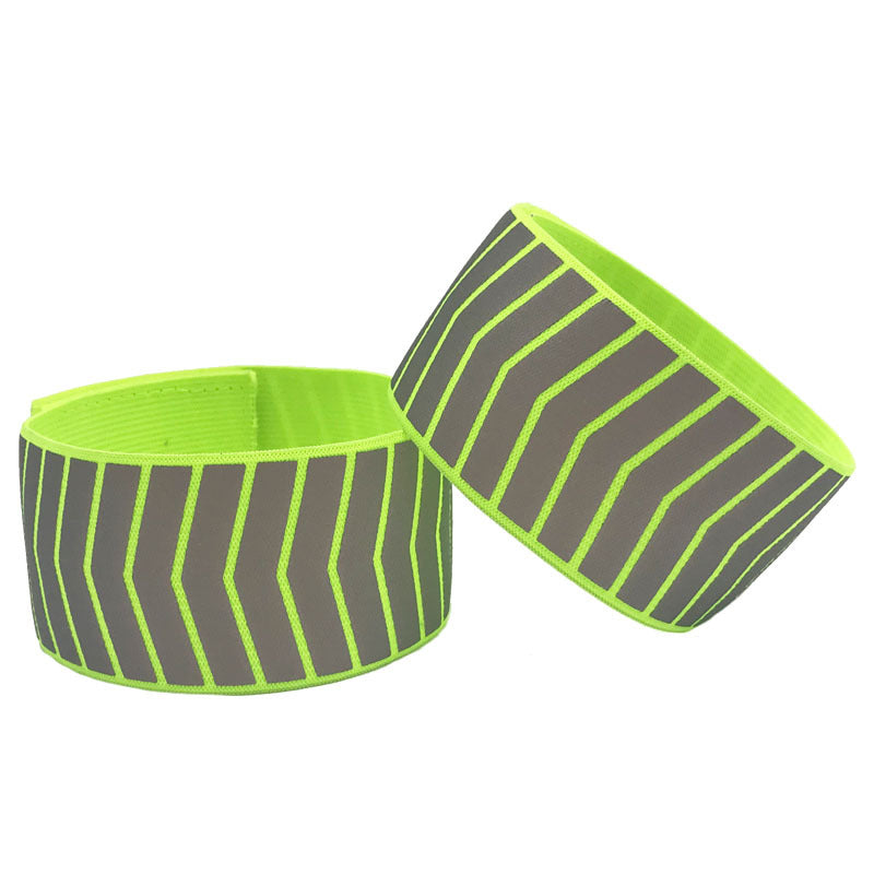 Green reflective strap for running or riding 