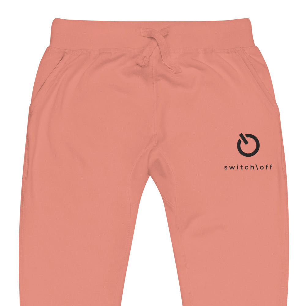 Premium 3-end fleece sweatpants with a soft cotton face in dusty rose with black switch\off and logo embroidery - An Athlete Trains.